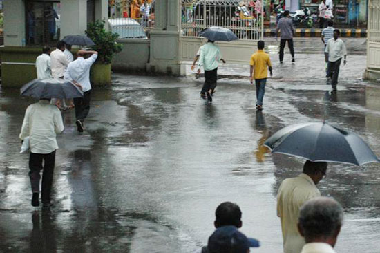 It rained in almost all parts of the city. Lightening and thunders are being witnessed throughout the city. People rejoicing and students dancing with joy could be seen and the temperature has come down slightly.