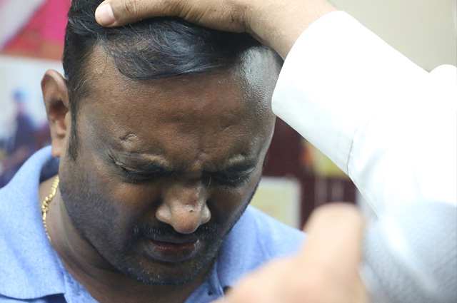 People witnessed Instant Healing, Deliverance and Prophecy during the Friday retreat organized by Grace Ministry in Mangalore. Many witnessed the prophetic hand of God.
