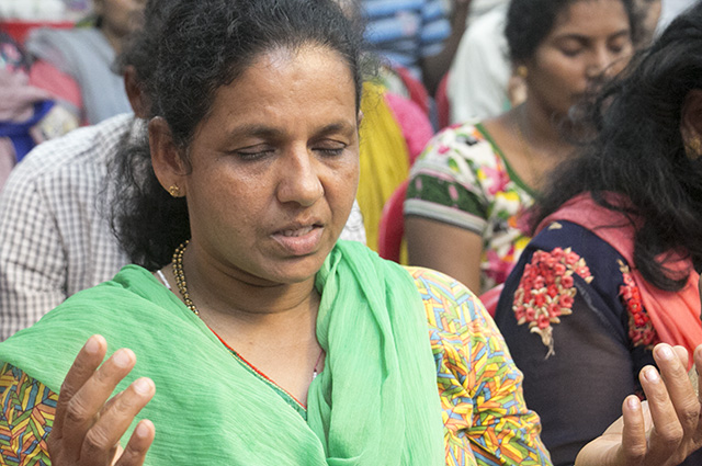 Praise Report of Retreat Prayer in Mangalore by Grace Ministry that was held on June 23, 2017. Many miracles of healing, deliverance and prophetic took place in the retreat, with thrilling testimonies of prophetic and more.