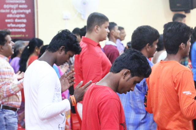Praise Report of Night Vigil Prayer held at Prayer Center in Mangaluru by Grace Ministry Bro Andrew Richard. Hundreds thronged to the Night Vigil prayer and received the blessing of God.