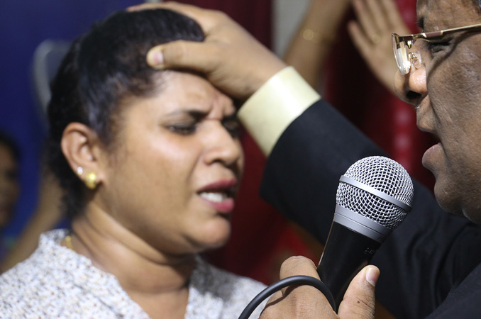 Miracle Testimony of how i sustained Gas Cylinder Blast after i began to read the Bible after attending the prayers of Grace Ministry in Mangalore. Fire broke down but Bible Reading saved my life from Death.