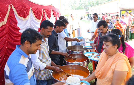 Grace Ministry celebrates Christmas 2016 with grandeur at prayer center, valachil, Mangalore. People thronged to celebrate Christmas with pomp & purity.