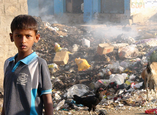 Mangalore Grace Ministry Bro Andrew Richard organizes slum campaign in Bengaluru, to help the people of the slum to overcome their basic necessities