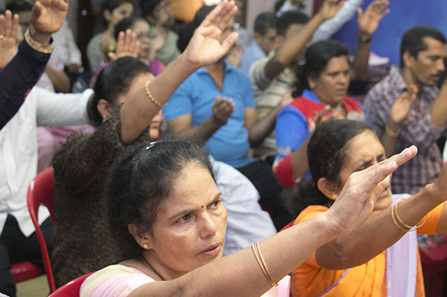 Praise Report of  Retreat Prayer in Mangalore by Grace Ministry that was held on June 23, 2017. Many miracles of healing, deliverance and prophetic took place in the retreat, with thrilling testimonies of prophetic and more.