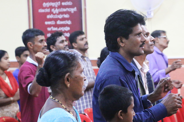 Praise Report of Night Vigil Prayer held at Prayer Center in Mangaluru by Grace Ministry Bro Andrew Richard. Hundreds thronged to the Night Vigil prayer and received the blessing of God. 